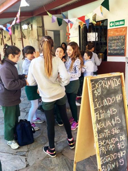 Los chicos disfrutando del proyecto Alimentación Consciente #3106