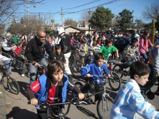 Bicicleteada 2011: Vivenciar el significado de “Compartir”