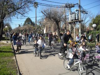 Bicicleteada 2011: Vivenciar el significado de “Compartir”