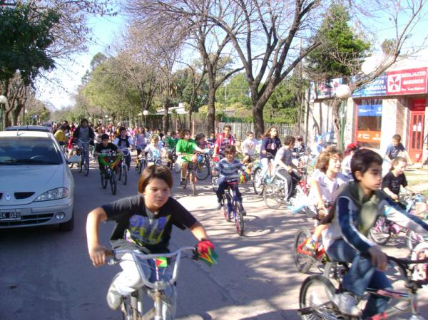 La Bicicleteada Patria unió a la familia del Miró